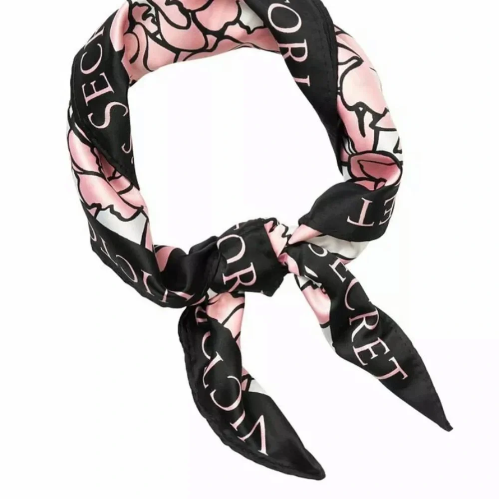Victoria’s Secret BOMBSHELL FLORAL SCARF NWT - Picture 4 of 5